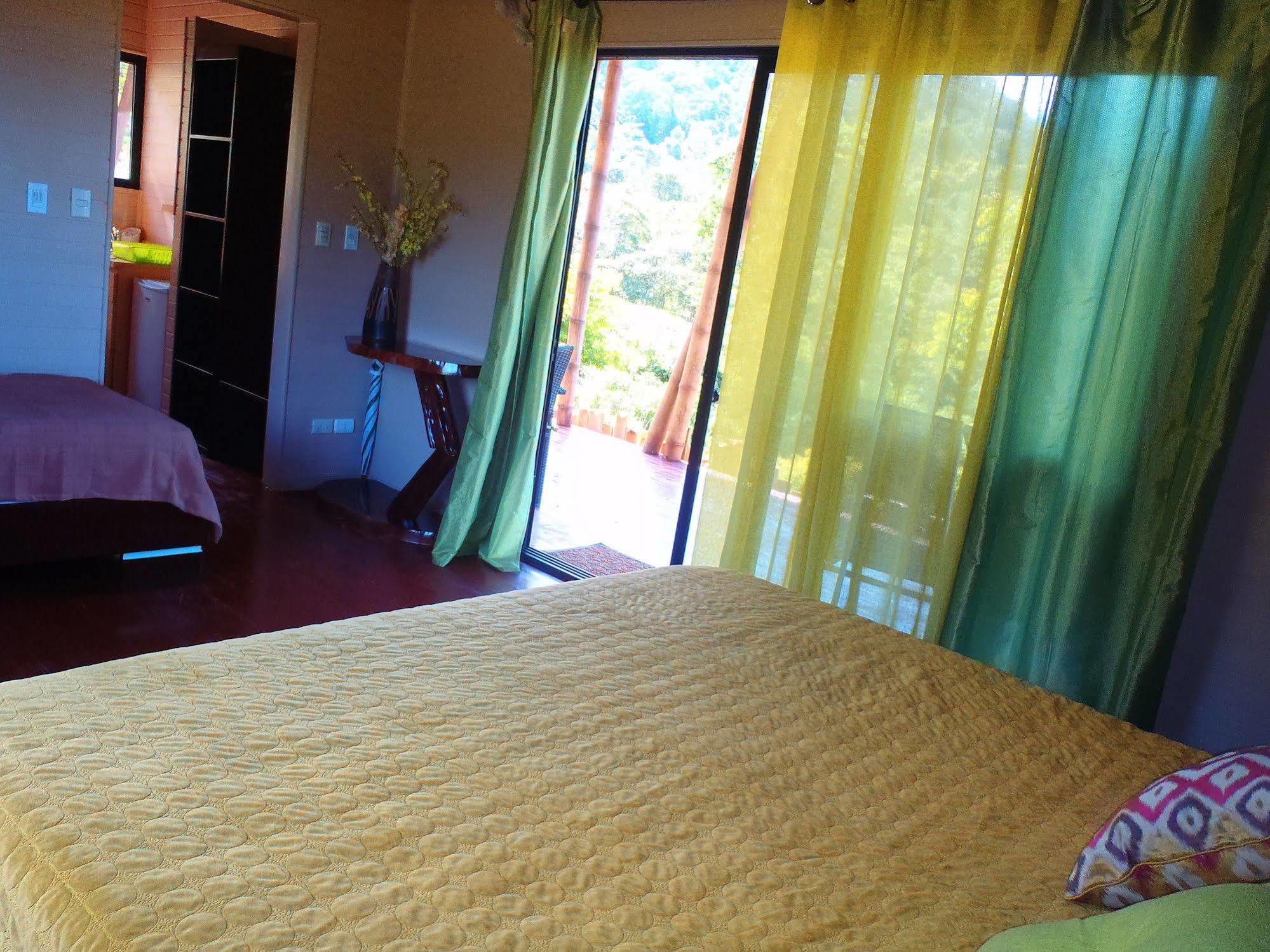 Eden Tica Lodge Uvita Bagian luar foto